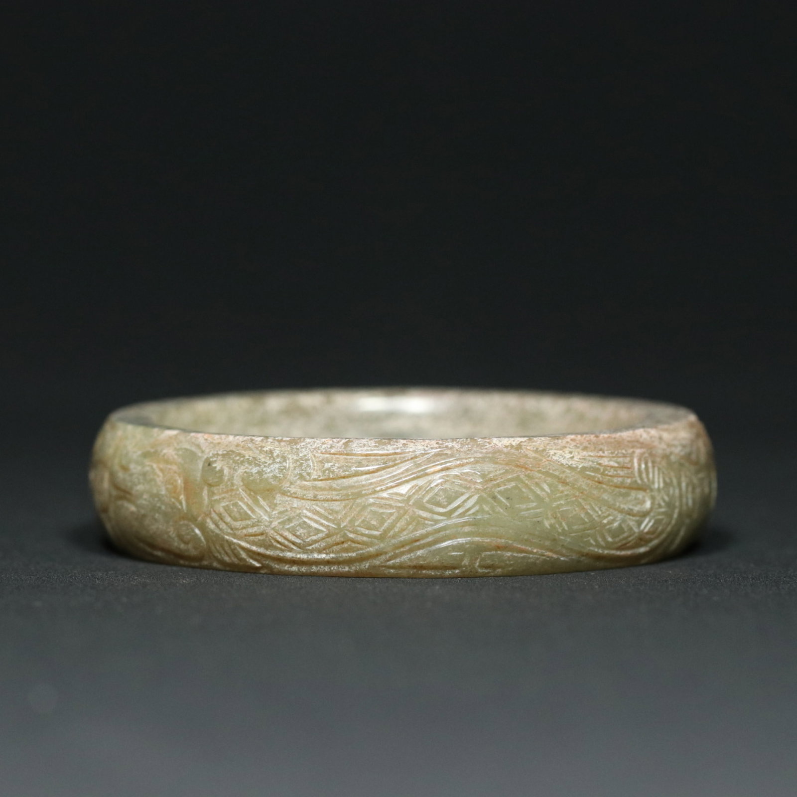 An Exquisite Archaic Jade Beast-Face Pattern Bracelet - 9