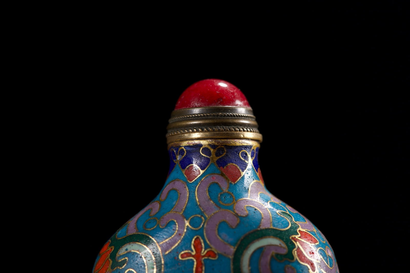 An Exquisite Cloisonne Lotus Pattern Snuff Bottle Pot - 2