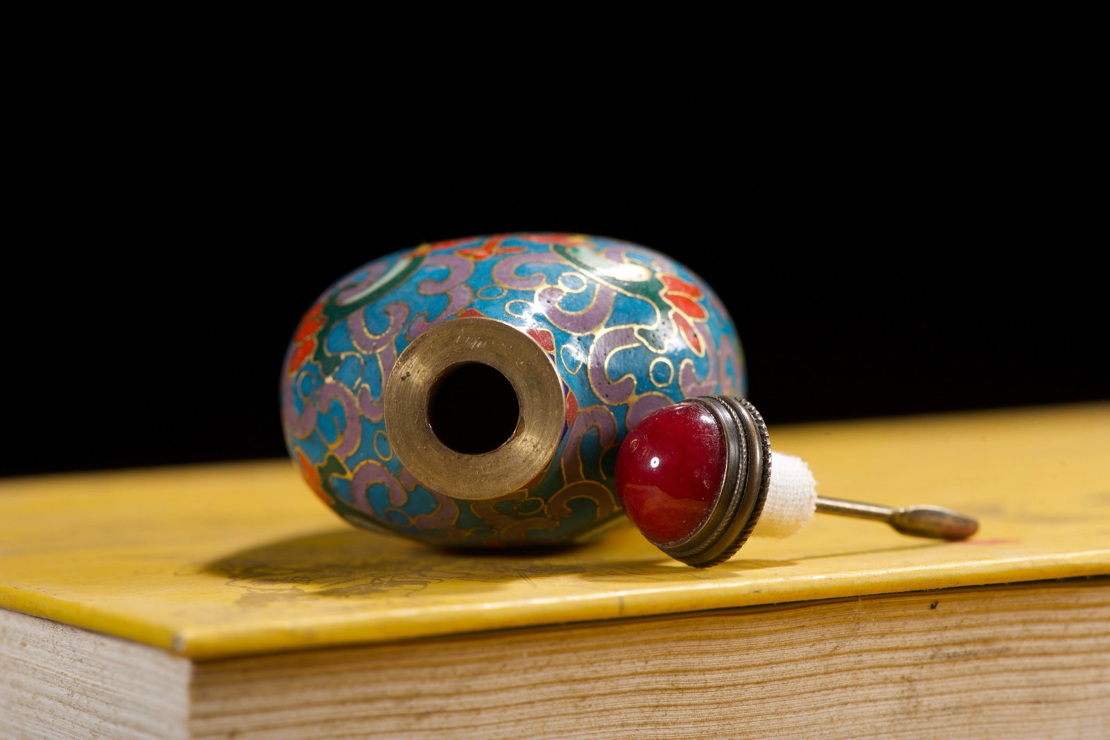 An Exquisite Cloisonne Lotus Pattern Snuff Bottle Pot - 8