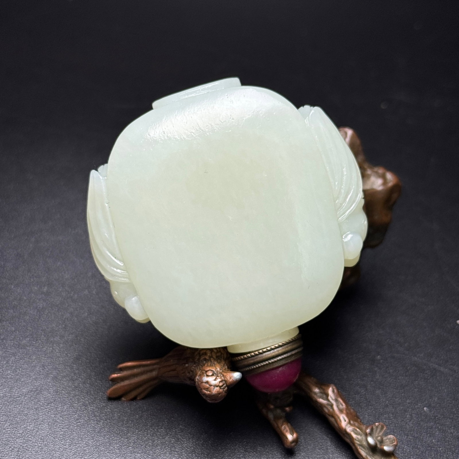 An Exquisite White Jade Cicada Pattern Snuff Bottle - 2
