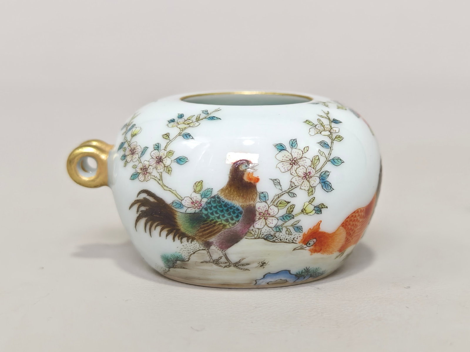 An Exquisite Famille-Rose Flower and Rooster Pattern Jar (1 of 8)