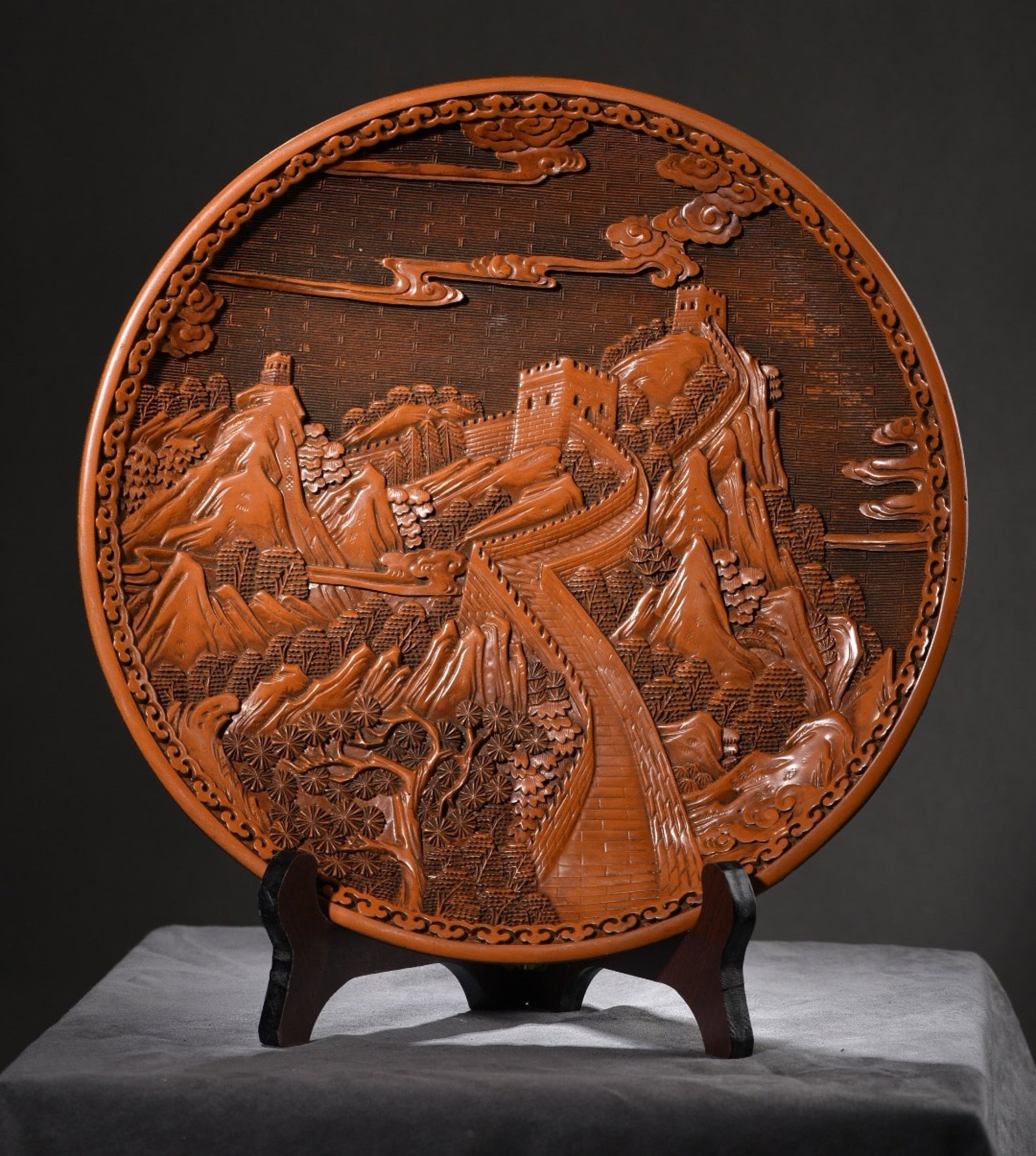 An Exquisite Carved Red Lacquer Landscape Pattern Plate,with poem: An Exquisite Carved Red Lacquer Landscape Pattern Plate,with poem,Qing Dynasty,China,Size:11.6inx1in,Weight:875g 剔红漆山水纹盘子,带诗ਧ