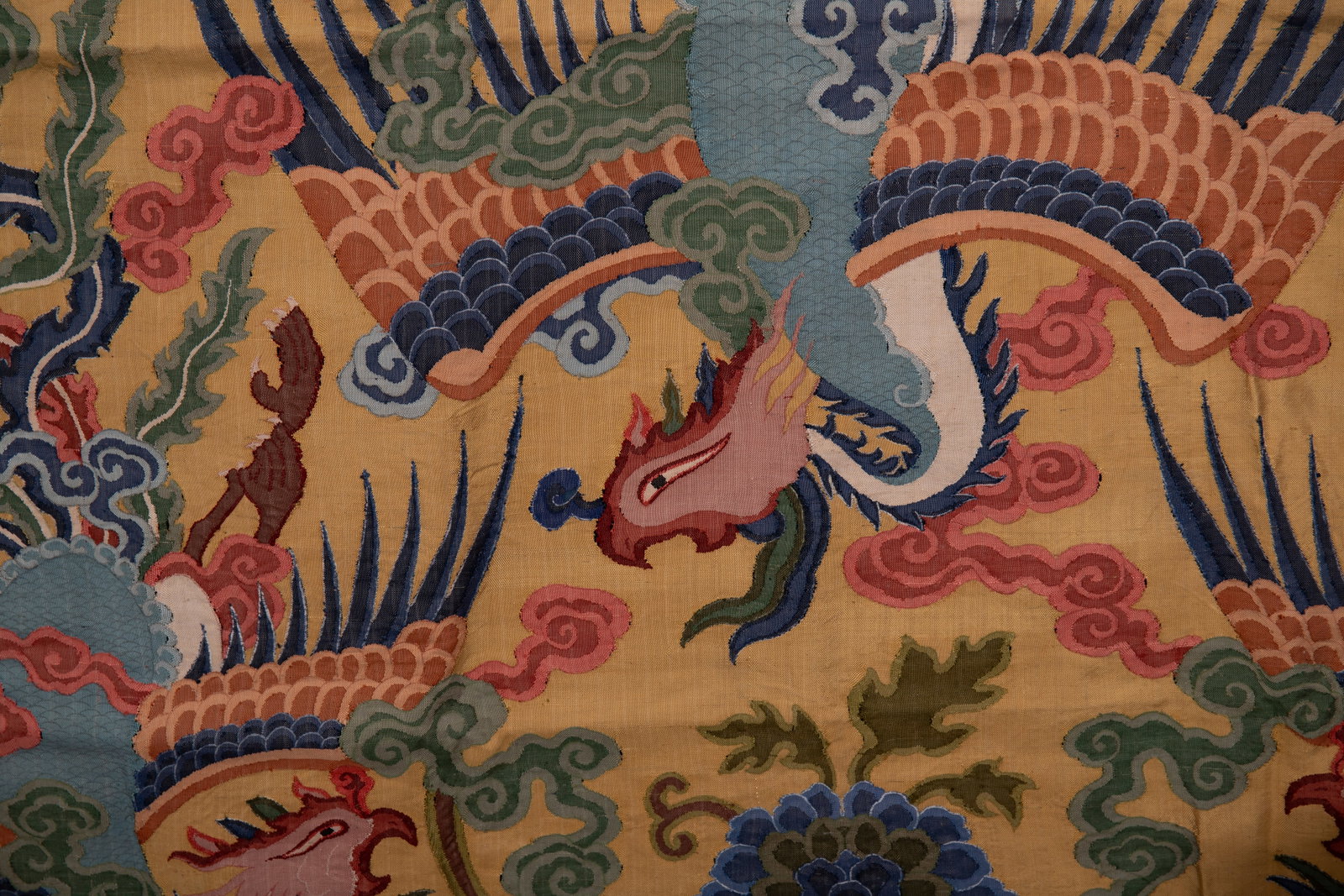 An Exquisite Kesi Embroidery Auspicious Cloud and Phoenix Pattern - 5