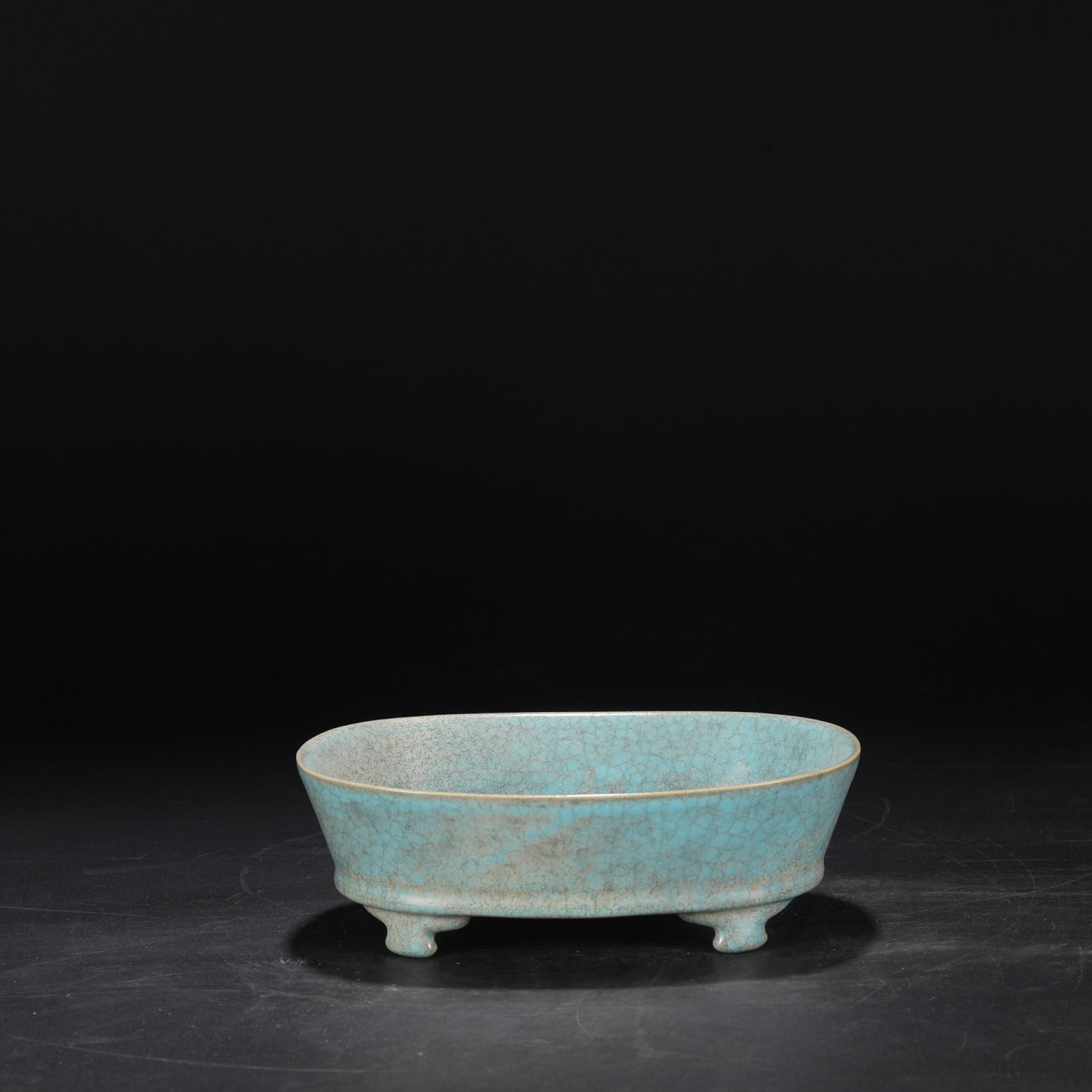 An Exquisite Ru yao Sky Blue Glazed Basin: An Exquisite Ru yao Sky Blue Glazed Basin,Song Dynasty,China,Size:3.1inx9.1in 汝窑天蓝釉盆,中国宋代