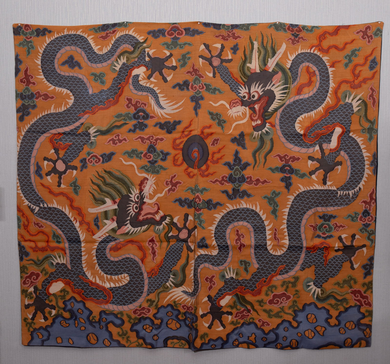 An Exquisite Kesi Embroidery Auspicious Cloud and Dragon Pattern: An Exquisite Kesi Embroidery Auspicious Cloud and Dragon Pattern,Qing Dynasty,China,Size:64.6inx59.1in 缂丝刺绣祥云龙图,中国清代