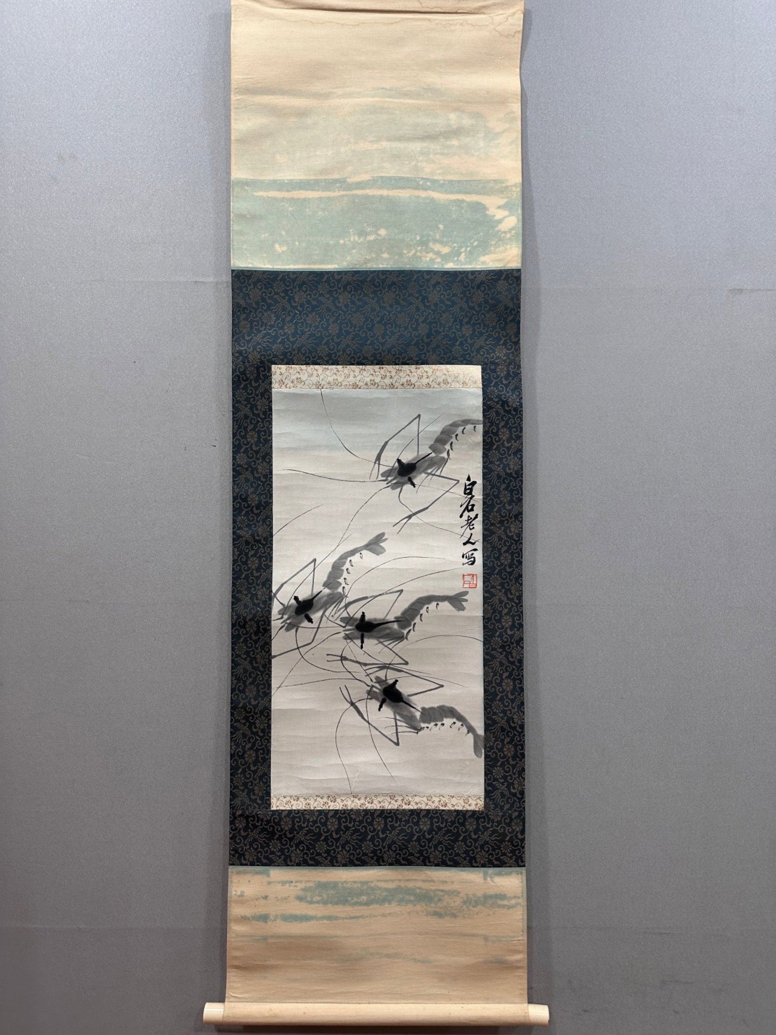 A Chinese Vertical Scroll Ink Painting of Shrimp on Paper: A Chinese Vertical Scroll Ink Painting of Shrimp on Paper,Qi Baishi,Size:13inx24.4in 一幅中国水墨虾画立轴,齐白石