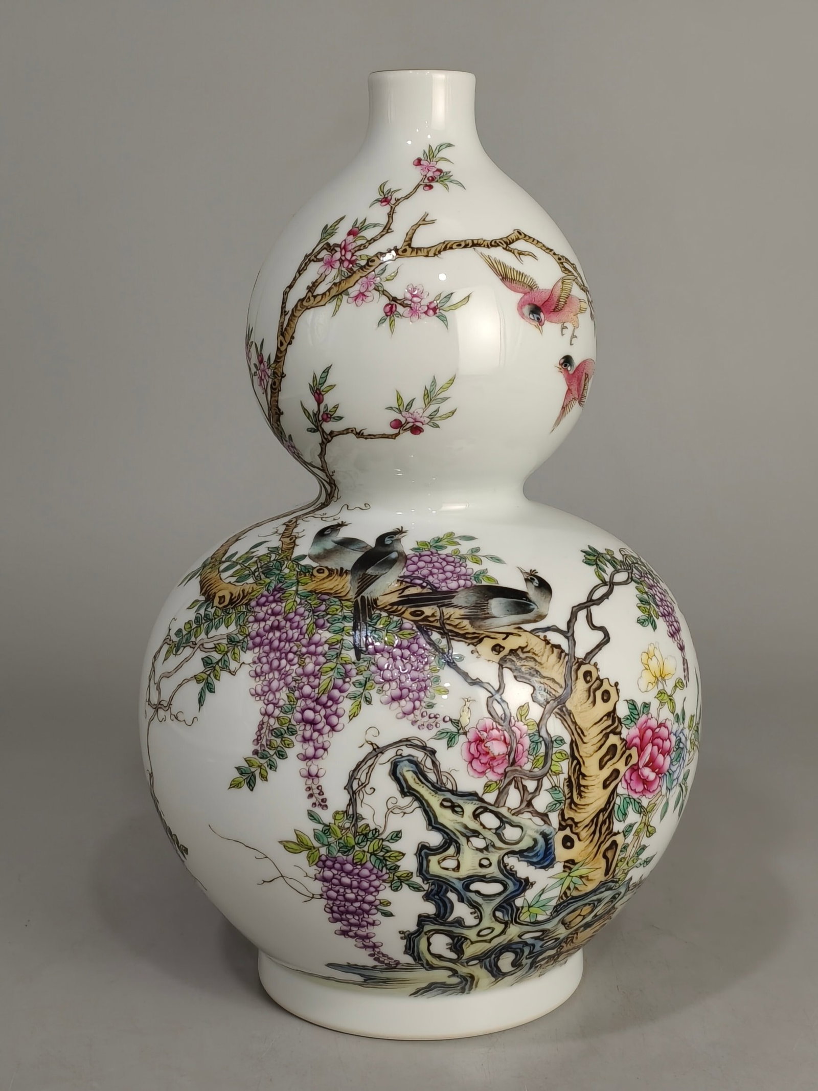 An Exquisite Famille-Rose Flower and Bird Pattern Gourd-Shaped Vase,with poem: An Exquisite Famille-Rose Flower and Bird Pattern Gourd-Shaped Vase,with poem,Qing Dynasty,China,Qianlong Six-character Mark,Size:11.4inx7.5in 粉彩花鸟纹葫芦&