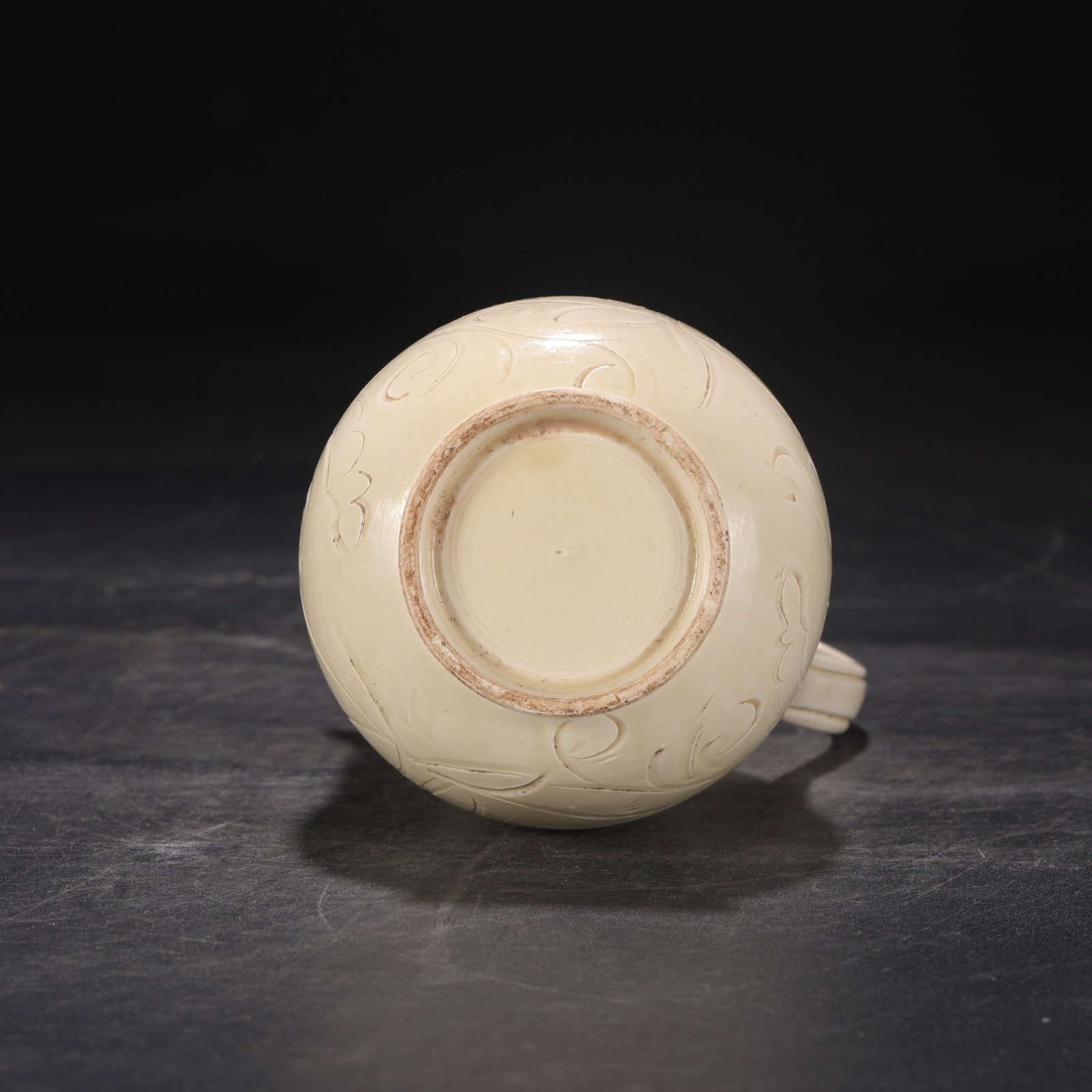 An Exquisite Ding yao White Glazed Flower Pattern Pot - 8