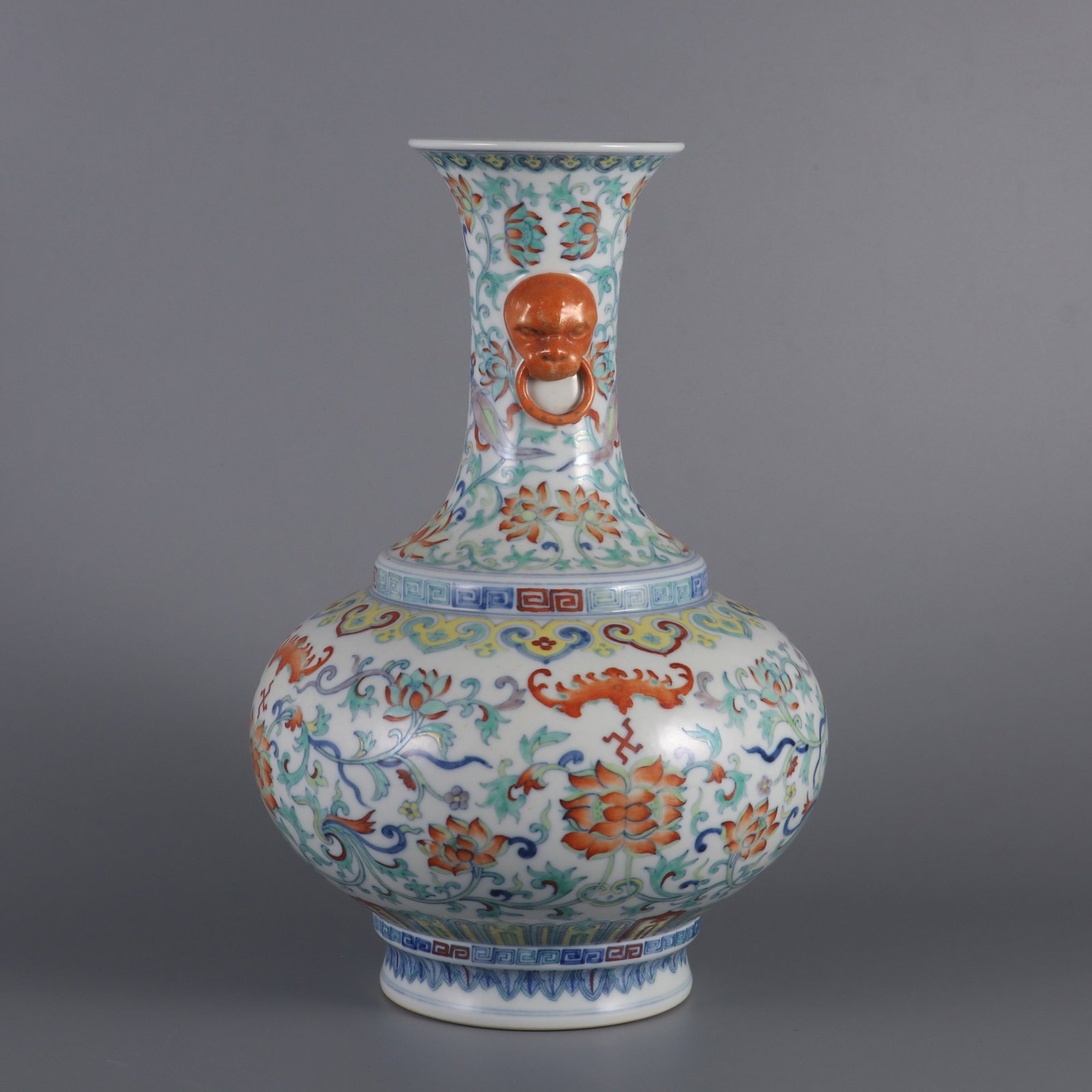 An Exquisite Doucai Flower Pattern Beast-Ears Vase - 2