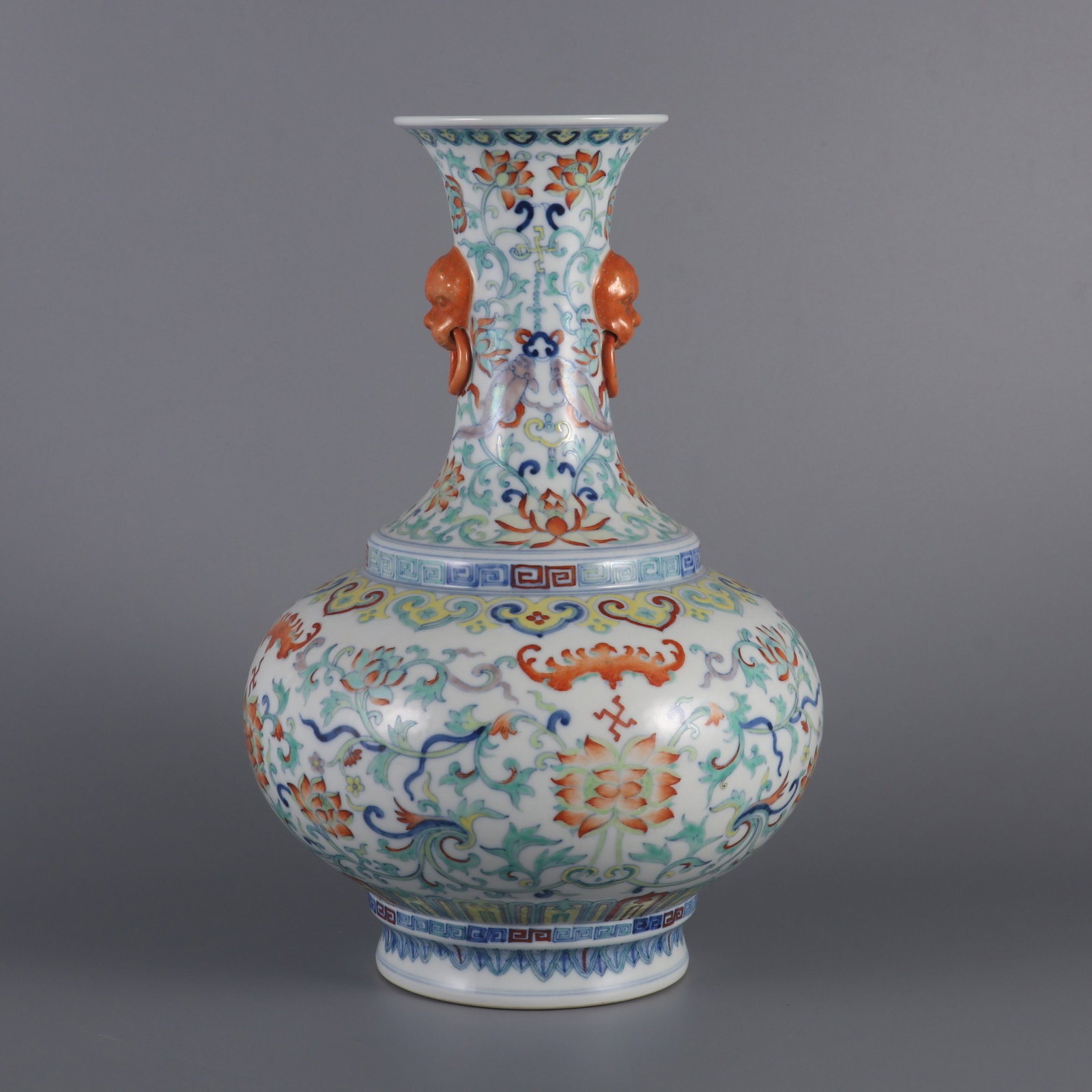 An Exquisite Doucai Flower Pattern Beast-Ears Vase - 3
