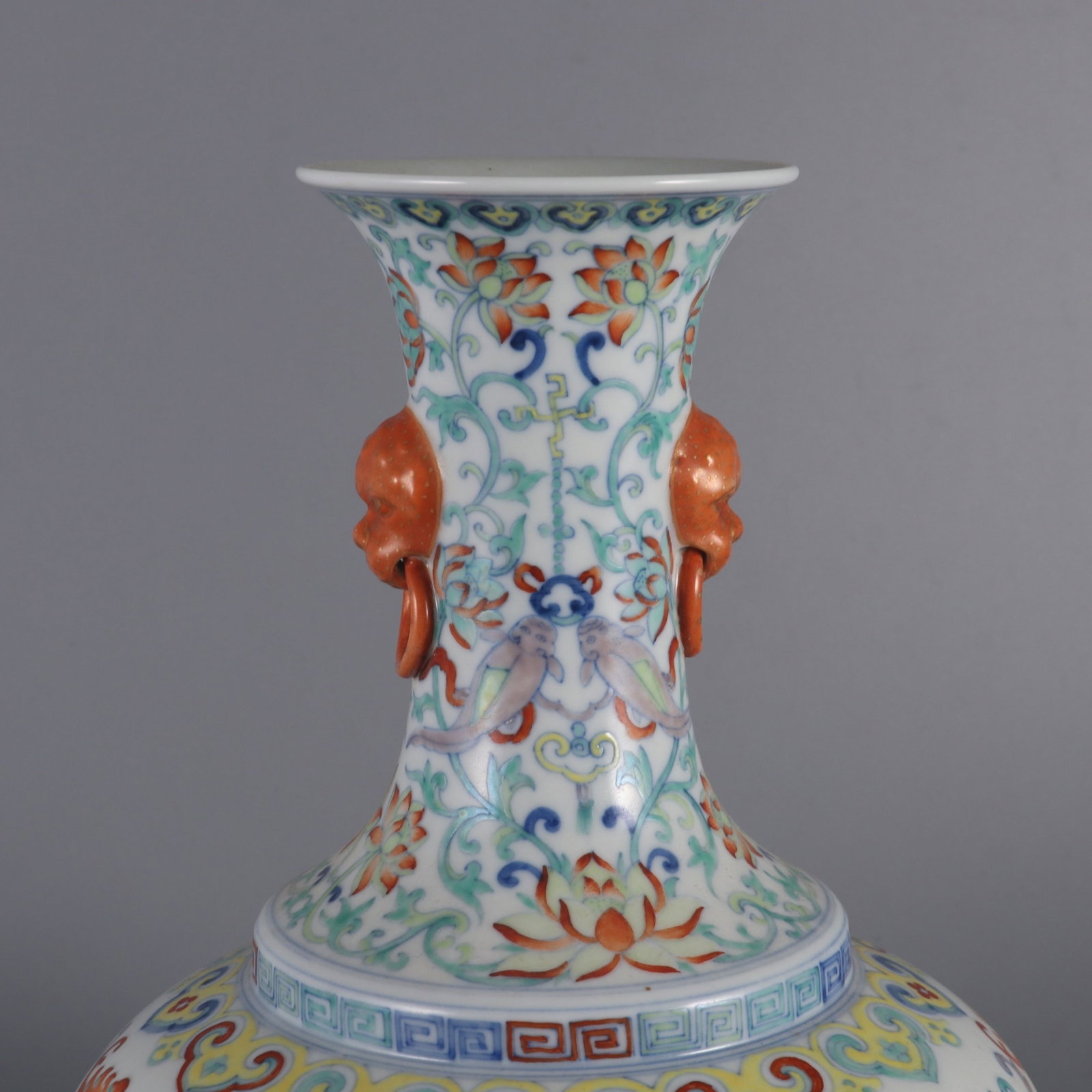 An Exquisite Doucai Flower Pattern Beast-Ears Vase - 4