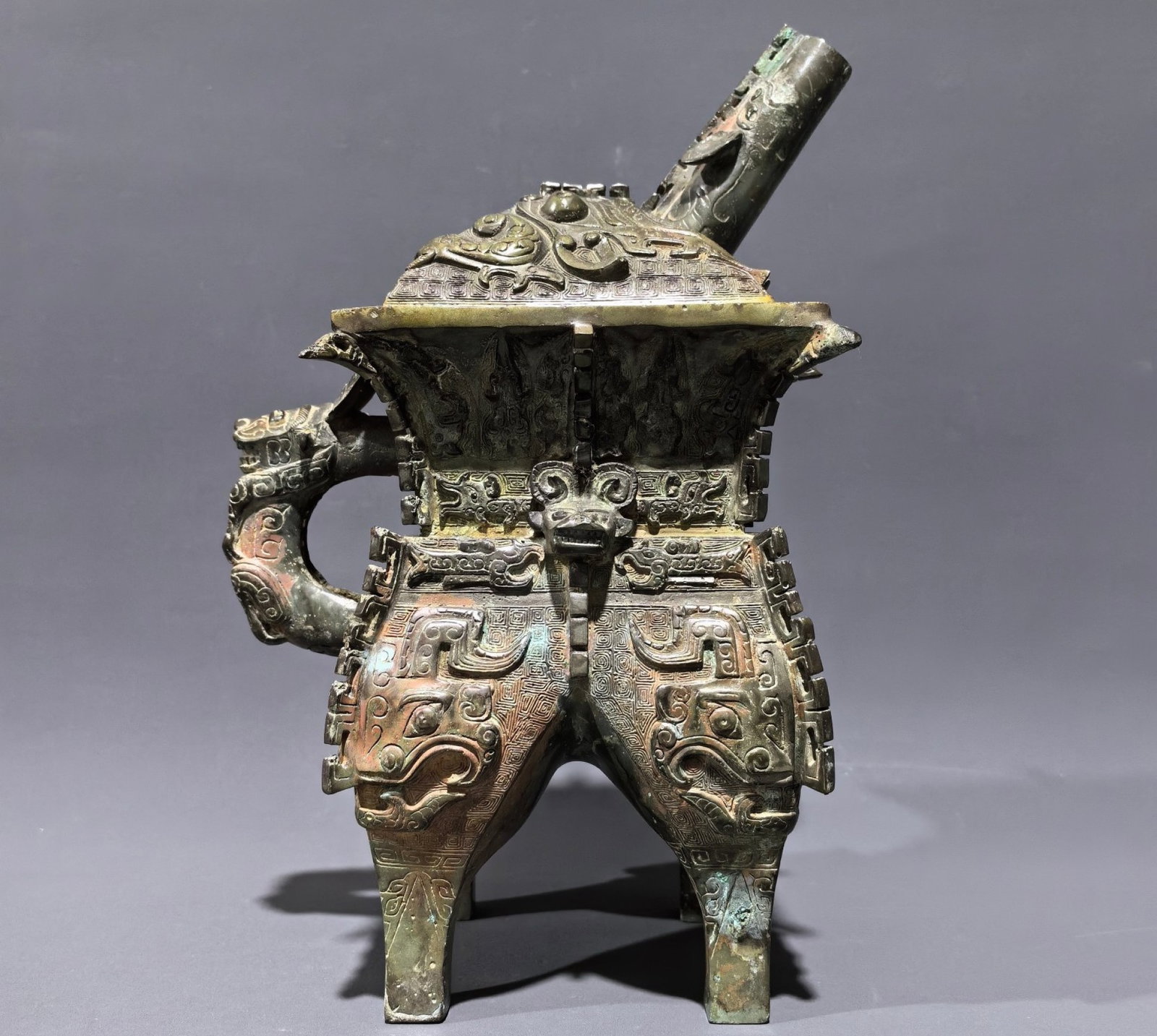 An Archaic Bronze Taotie Pattern Pot: An Archaic Bronze Taotie Pattern Pot,Shang and Zhou Dynasty, China,Size:10.8inx7.1inx5.1in,Weight:3.25kg