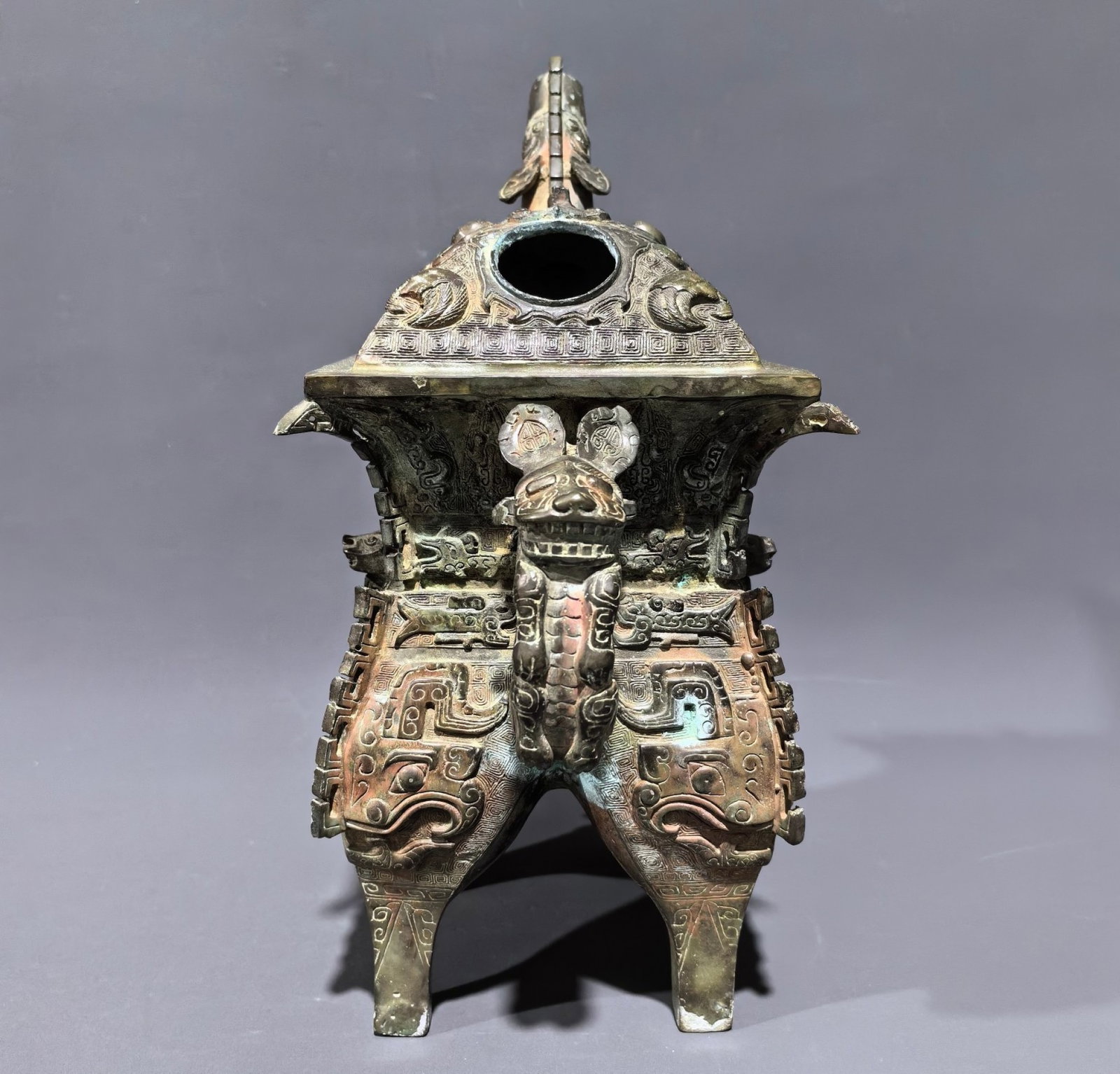 An Archaic Bronze Taotie Pattern Pot - 2