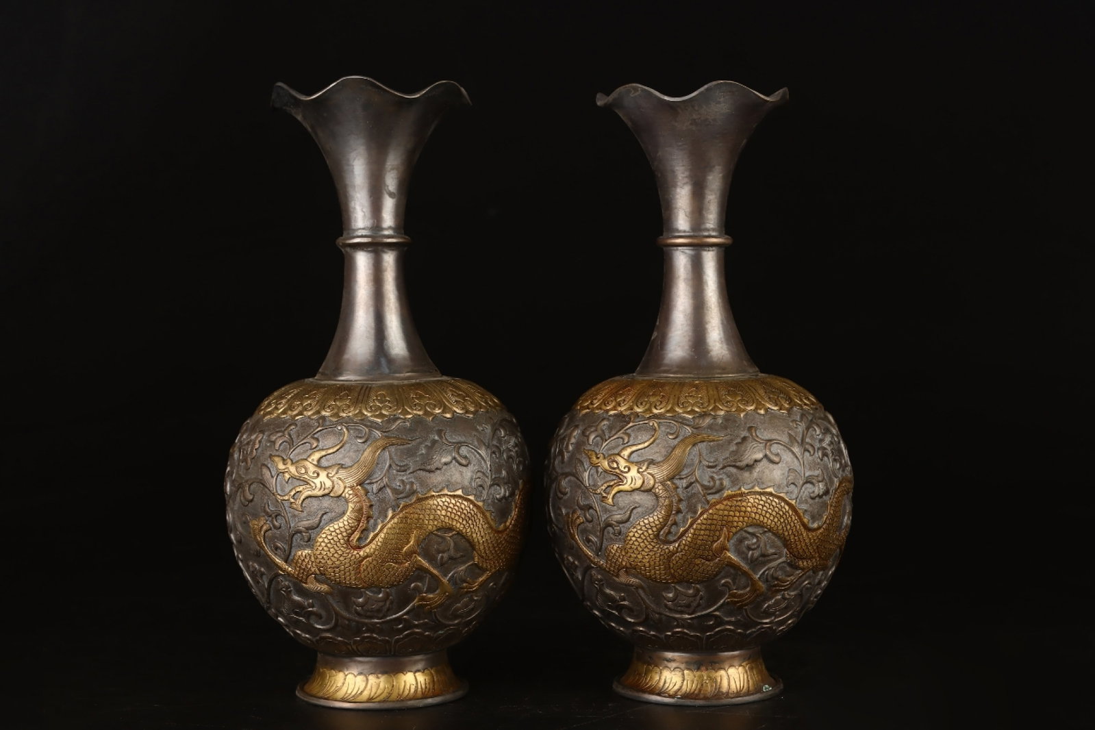 A Pair of Exquisite Gilt Bronze Dragon and Phoenix Pattern Vases: A Pair of Exquisite Gilt Bronze Dragon and Phoenix Pattern Vases,Tang Dynasty, China,With Mark,Size:9.8inx4.7in Weight:835g 一对铜鎏金龙凤纹瓶,