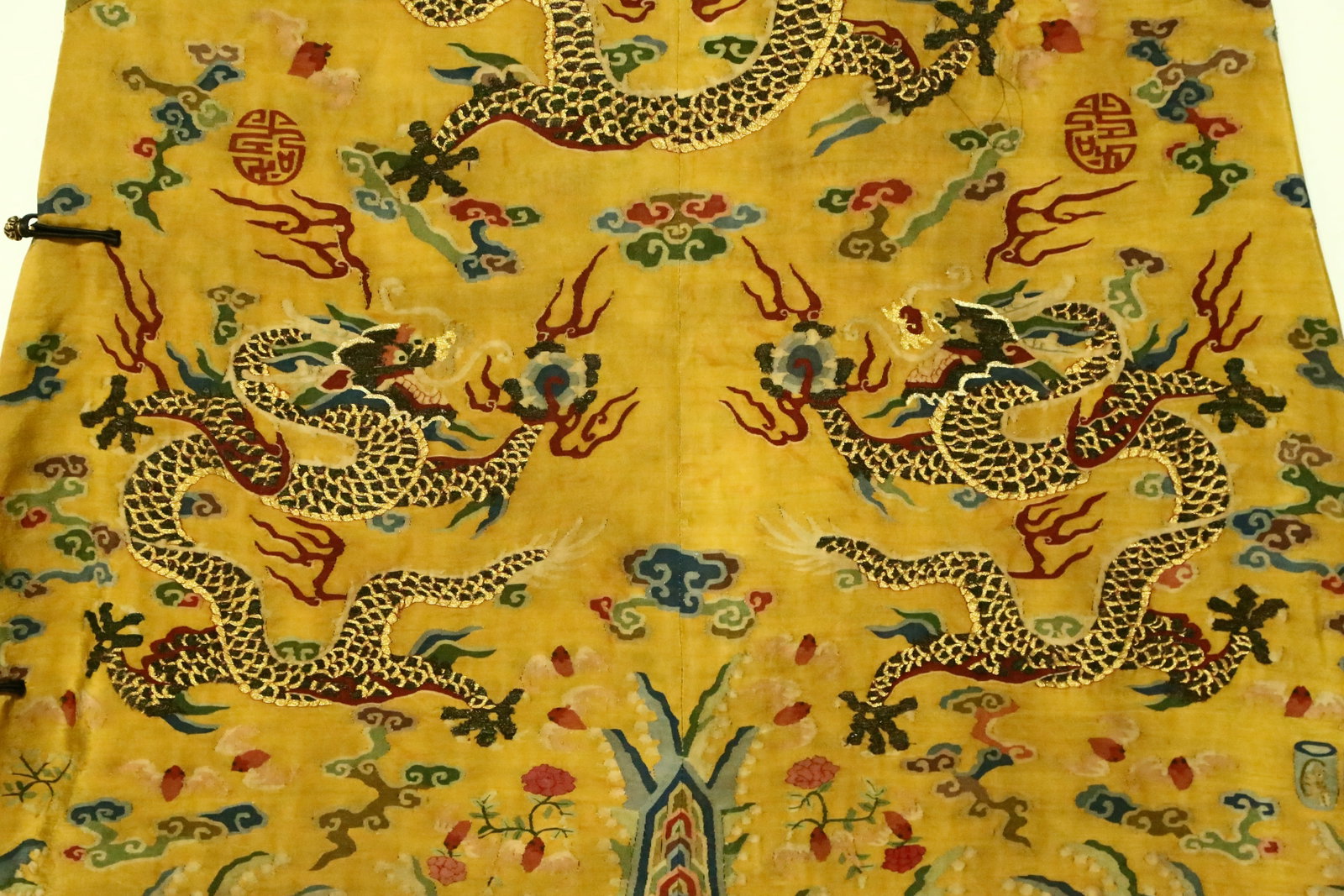 An Exquisite Kesi Imperial Robe - 6