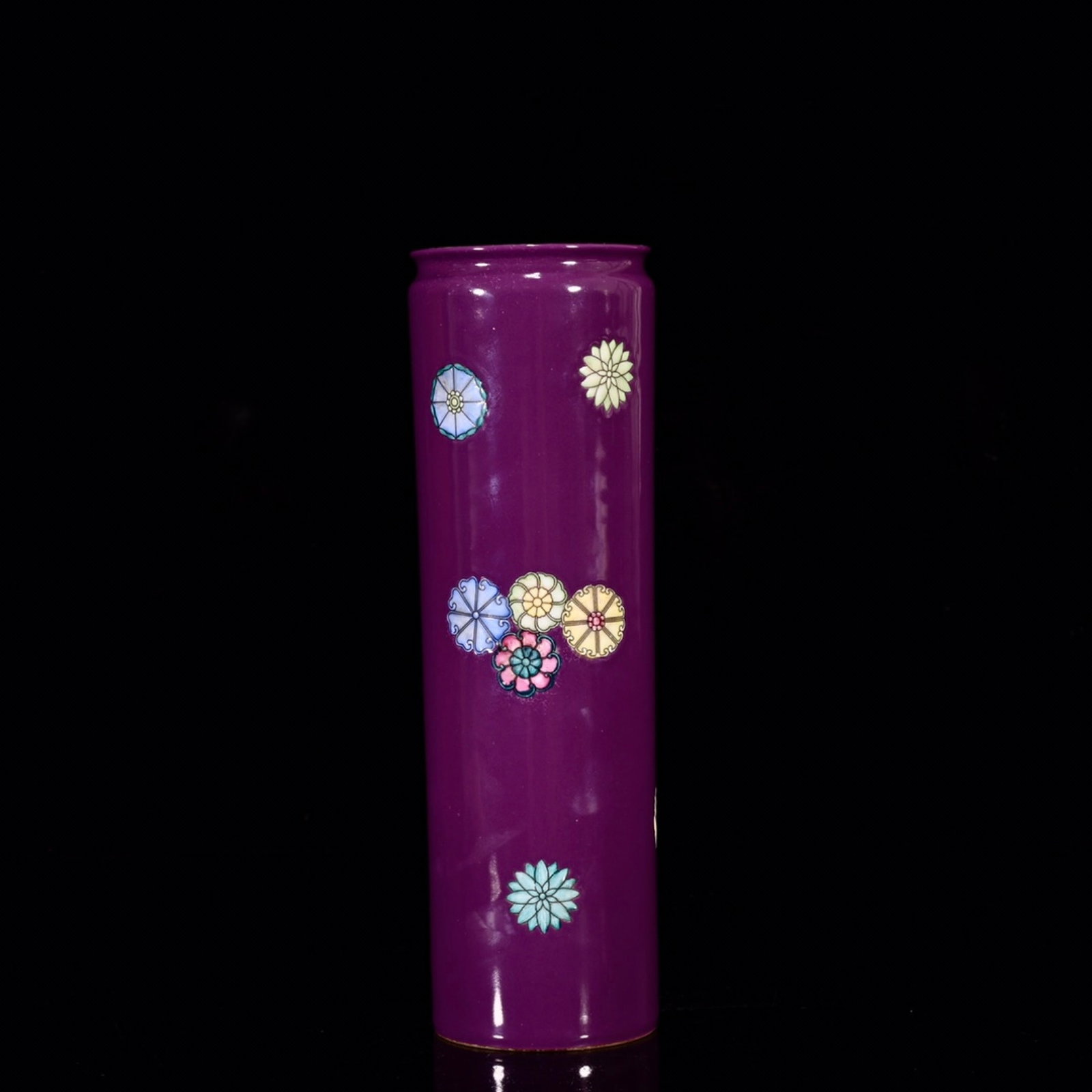An Exquisite Purple Glazed Famille-Rose Flower Pattern Incense Tube: An Exquisite Purple Glazed Famille-Rose Flower Pattern Incense Tube,Qing Dynasty,China,Qianlong Six-character Mark,Size:2inx7.9in