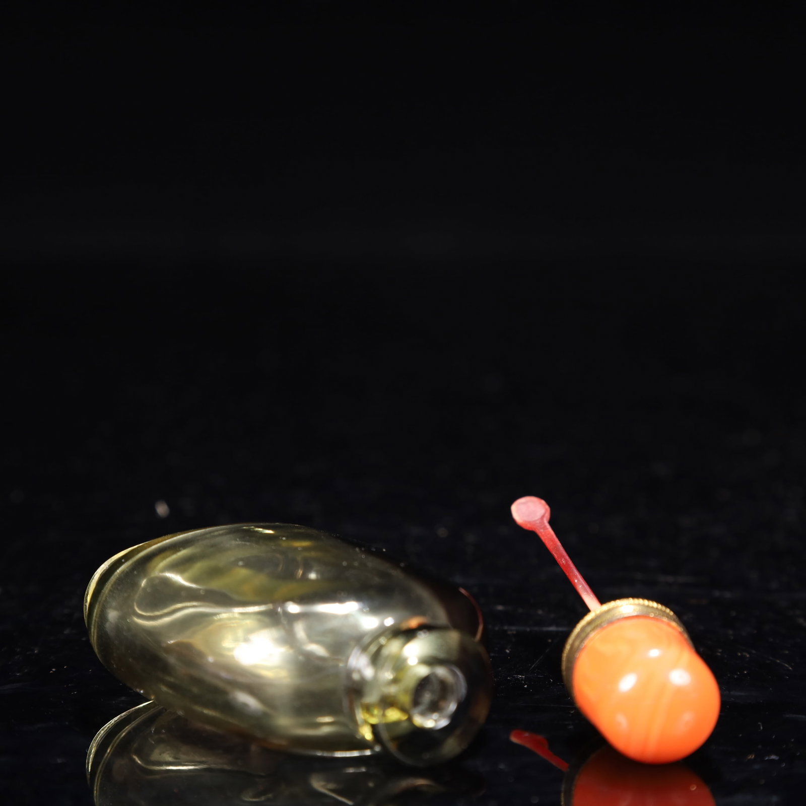 An Exquisite Crystal Snuff Bottle - 8