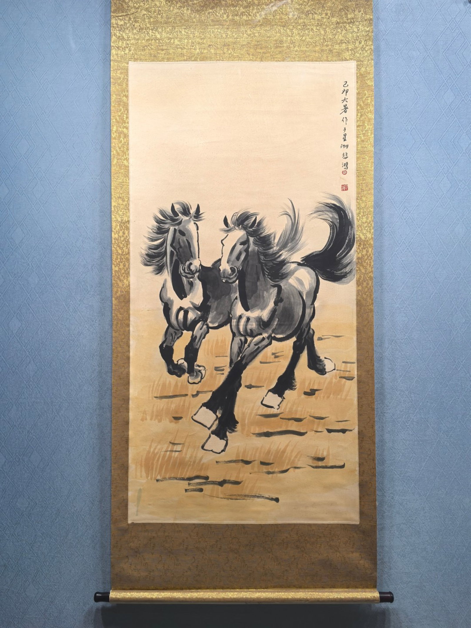 A Chinese Vertical Scroll Ink Painting of Horse on Paper: A Chinese Vertical Scroll Ink Painting of Horse on Paper,Xu Beihong,Size:27.2inx55in 一幅中国水墨骏马画立轴,徐悲鸿
