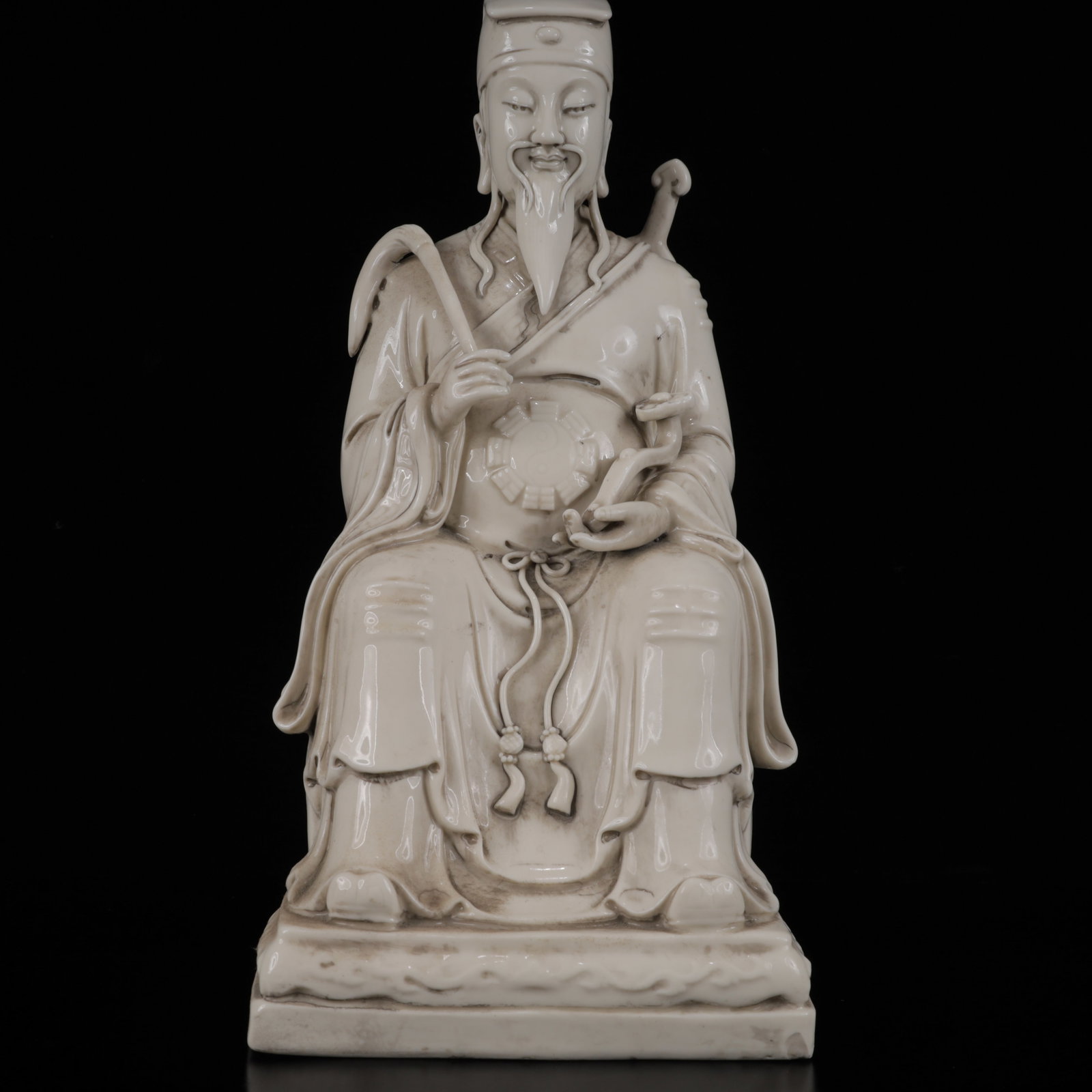 An Exquisite Blance-De-Chine Figure Ornament: An Exquisite Blance-De-Chine Figure Ornament,Qing Dynasty,China,Size:6.3inx5.5inx12.6in,Weight:2150g 德化瓷人物摆件,中国清代