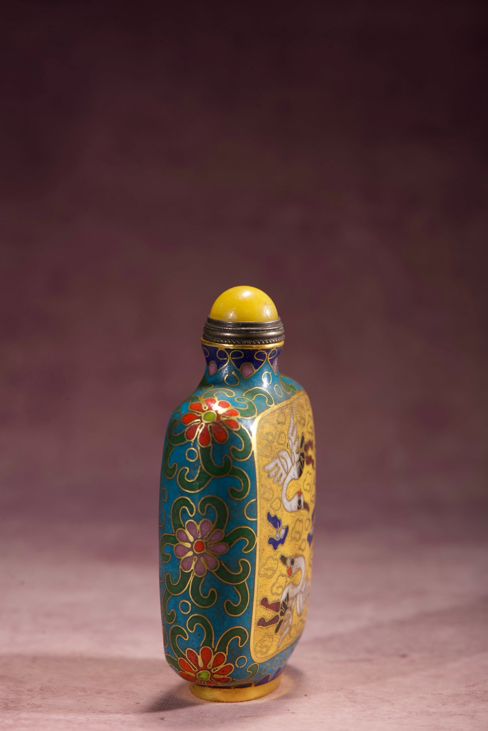 An Exquisite Cloisonne Crane Pattern Snuff Bottle - 4