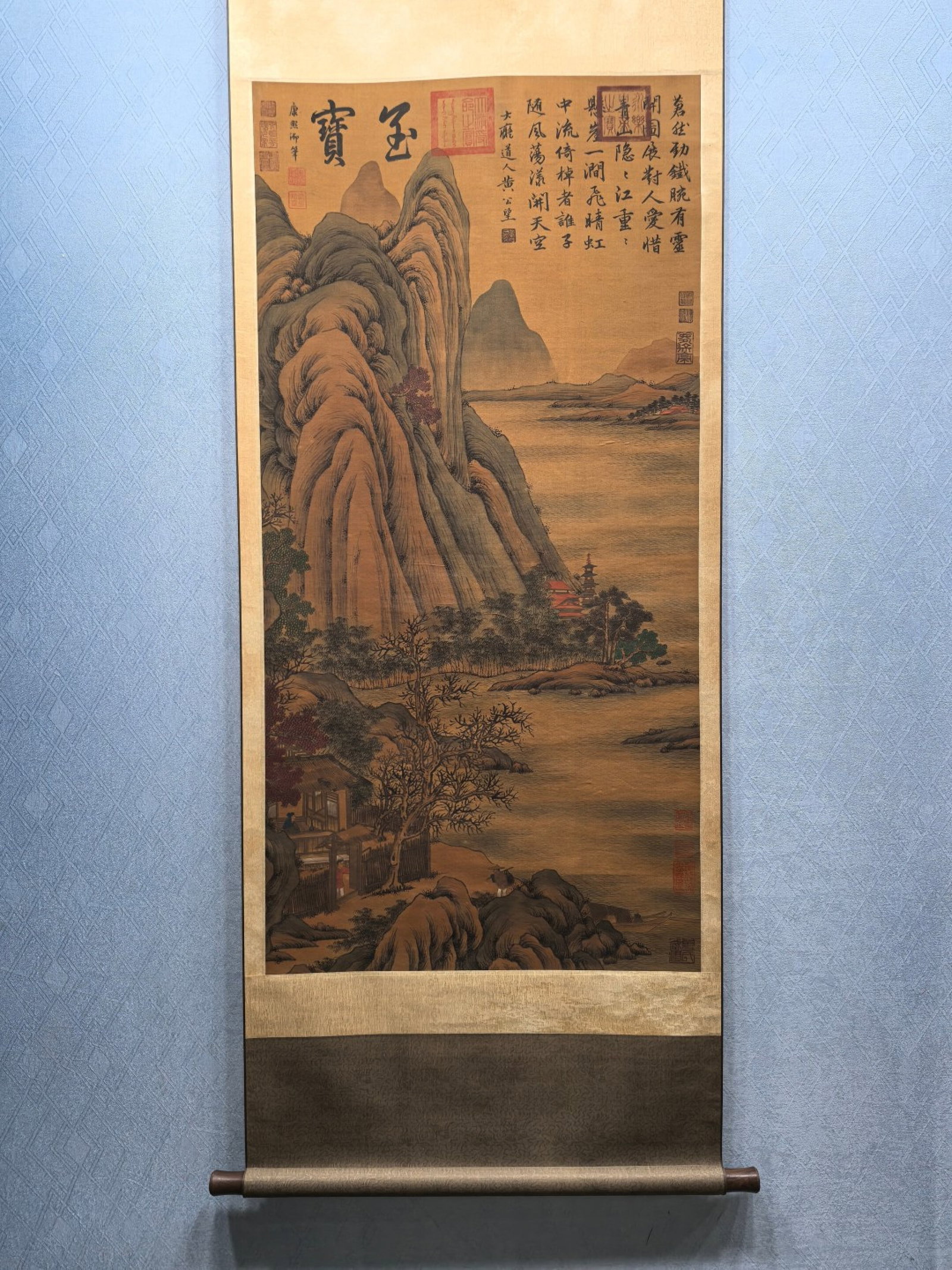 A Chinese Vertical Scroll Ink Painting of Landscape on Silk: A Chinese Vertical Scroll Ink Painting of Landscape on Silk,Huang Gongwang,Size:25.8inx52.4in