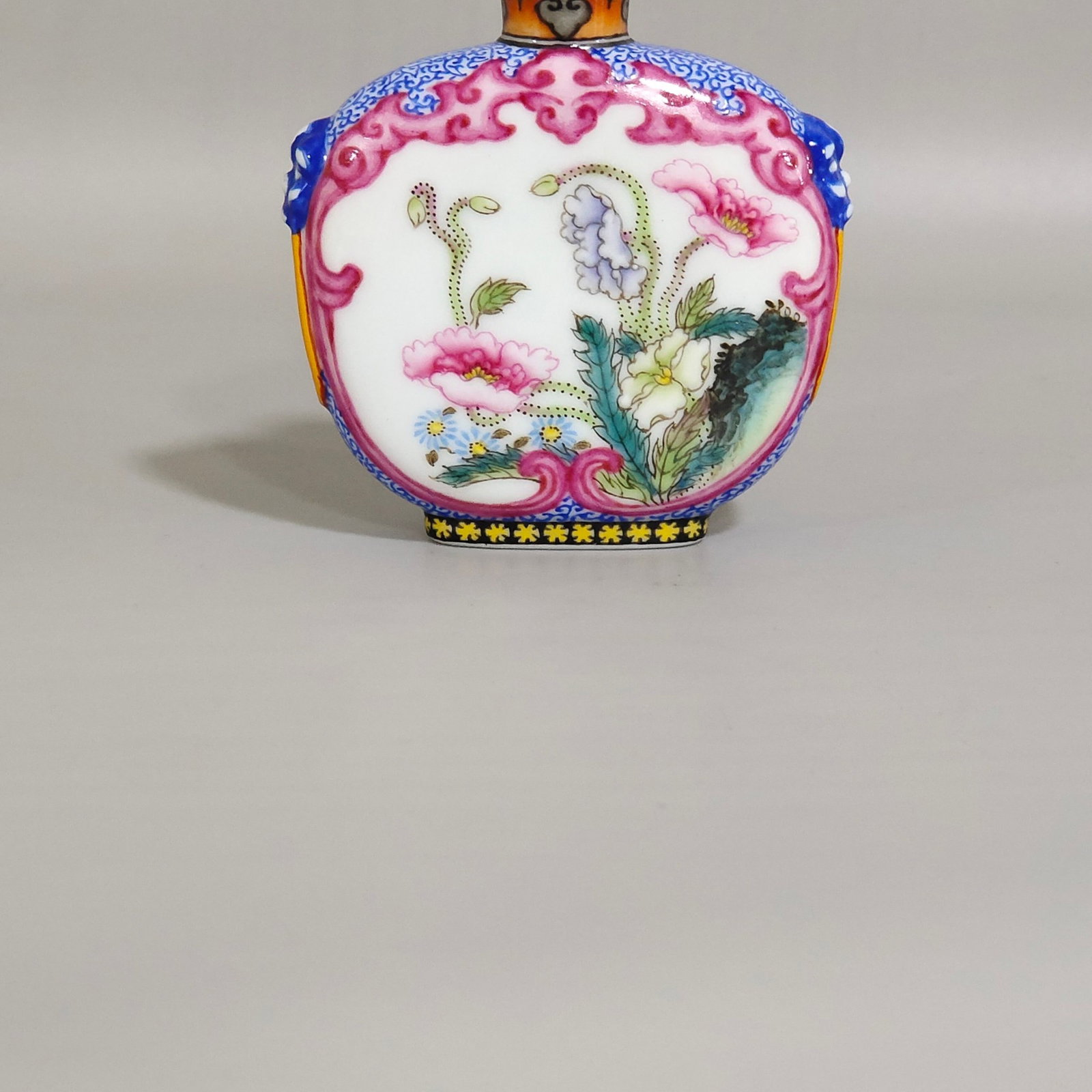 An Exquisite Enamel Flower Pattern Snuff Bottle - 7