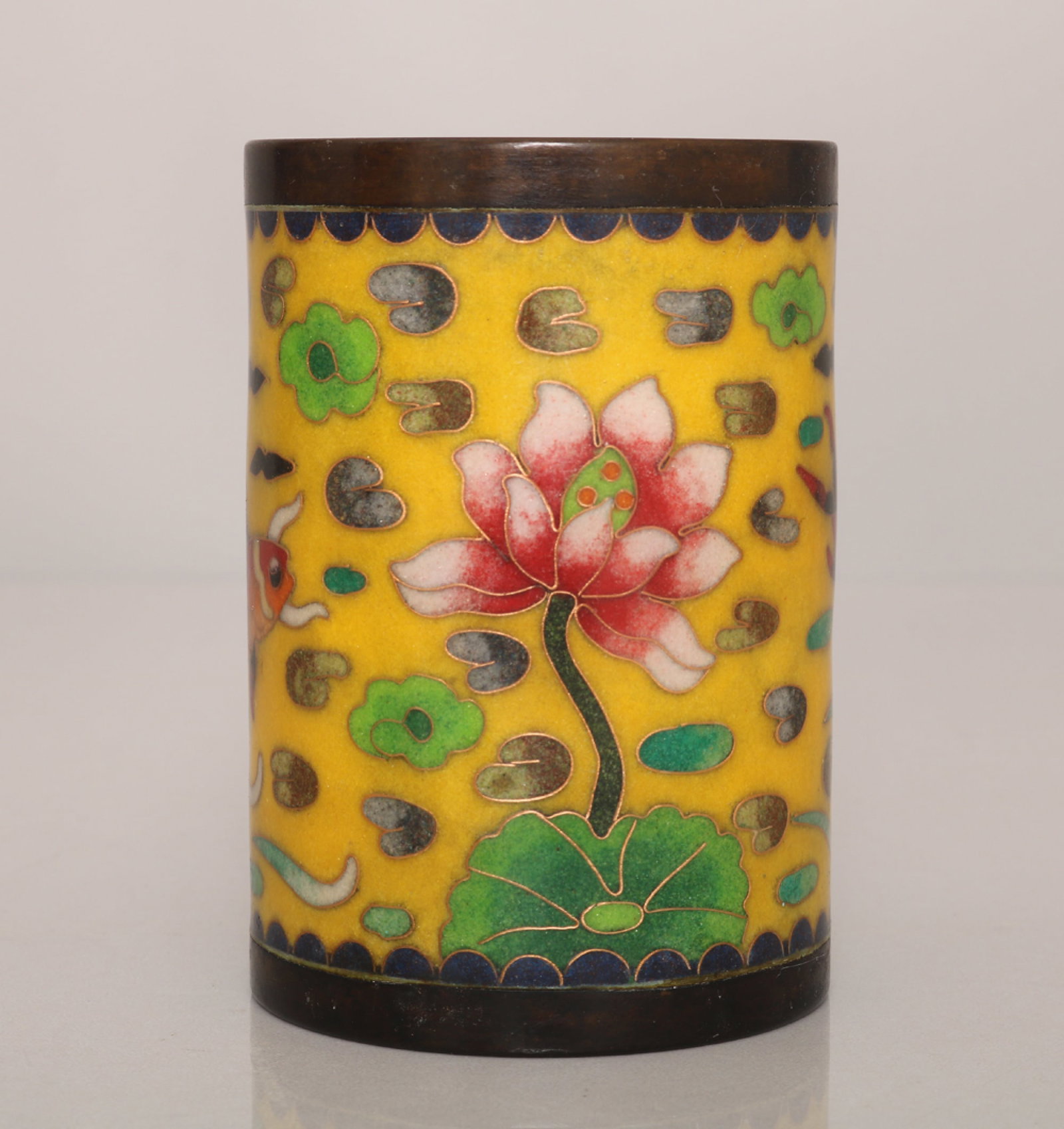 An Exquisite Cloisonne Lotus and Fish Pattern Brush Pot: An Exquisite Cloisonne Lotus and Fish Pattern Brush Pot,Qing Dynasty,China,Size:4.1inx2.8in,Weight:493g 景泰蓝荷花鱼纹笔筒,中国清