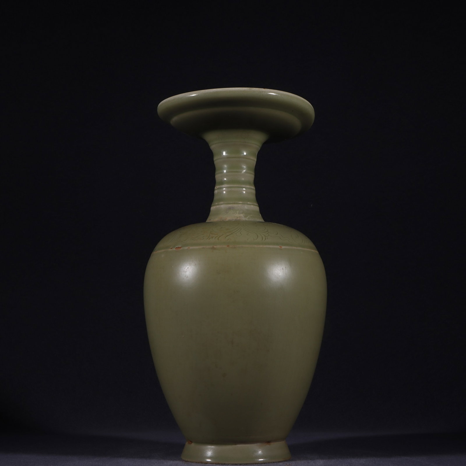 An Exquisite Yue yao Celadon Auspicious Cloud Pattern Vase: An Exquisite Yue yao Celadon Auspicious Cloud Pattern Vase,Tang Dynasty,China,Size:10.6inx5.5in 越窑青瓷祥云纹瓶,中国唐代