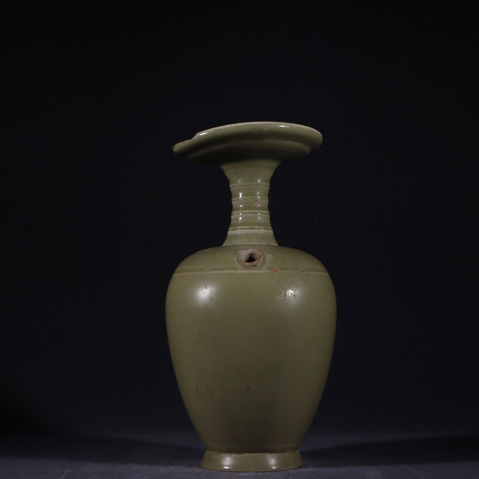 An Exquisite Yue yao Celadon Auspicious Cloud Pattern Vase - 5
