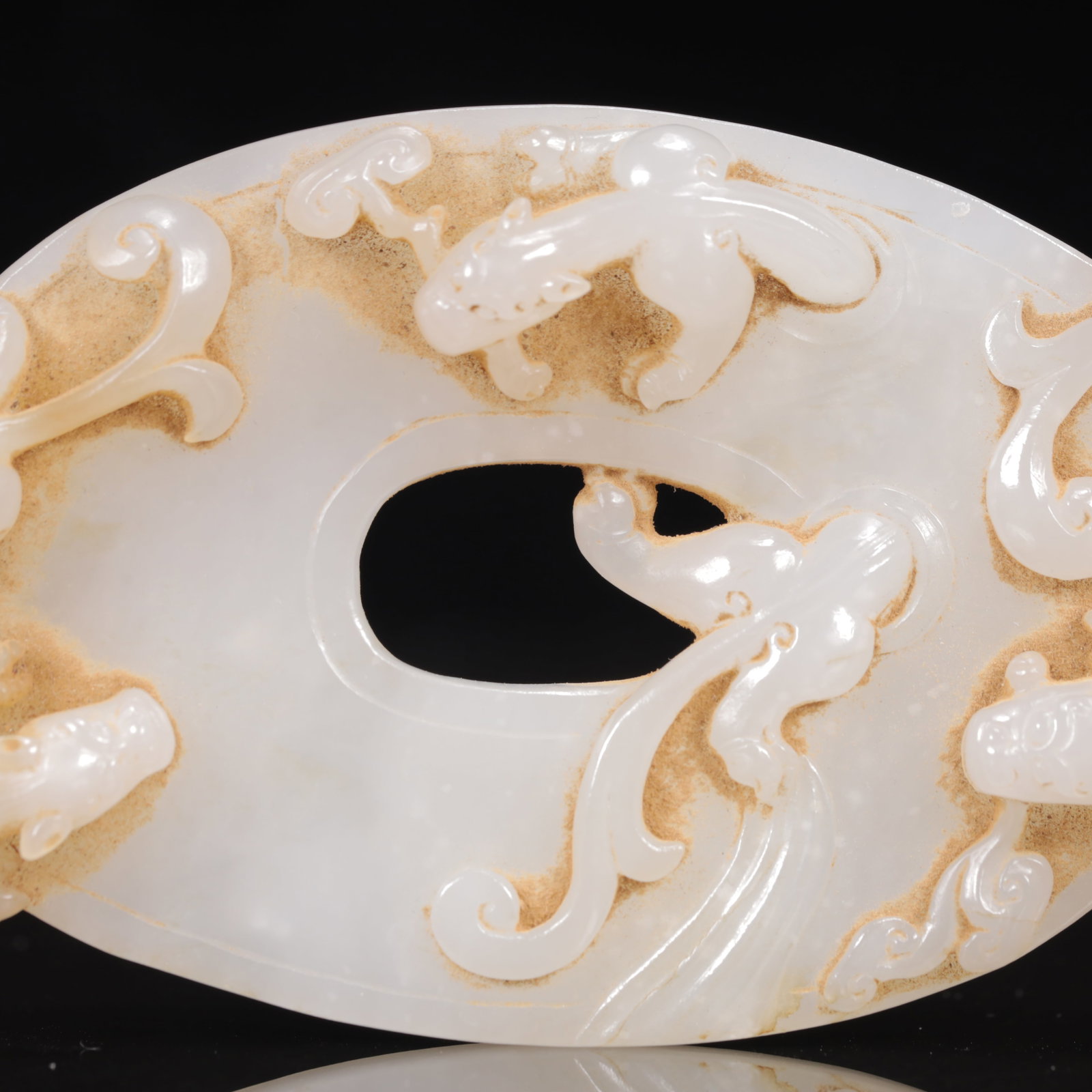 An Exquisite White Jade Chi-Dragon Pattern Pendant - 3