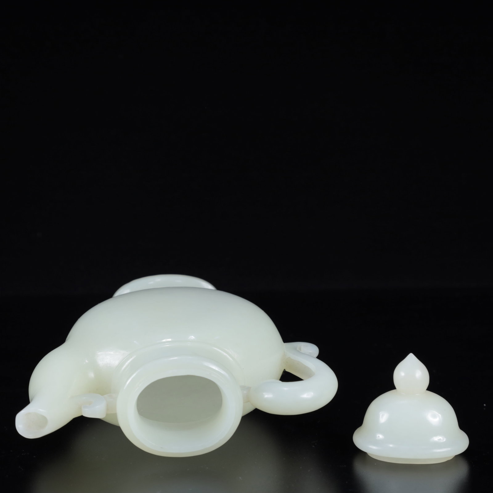 An Exquisite White Jade Teapot - 13