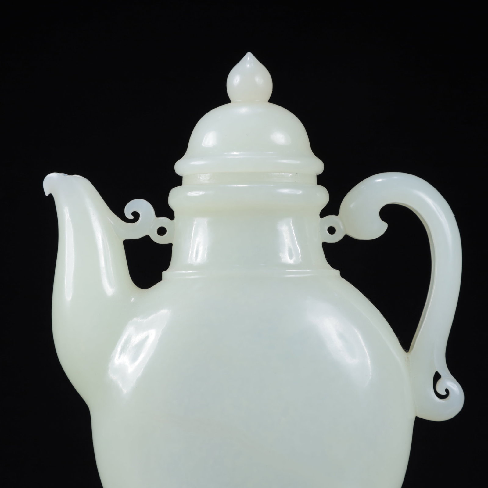 An Exquisite White Jade Teapot - 2