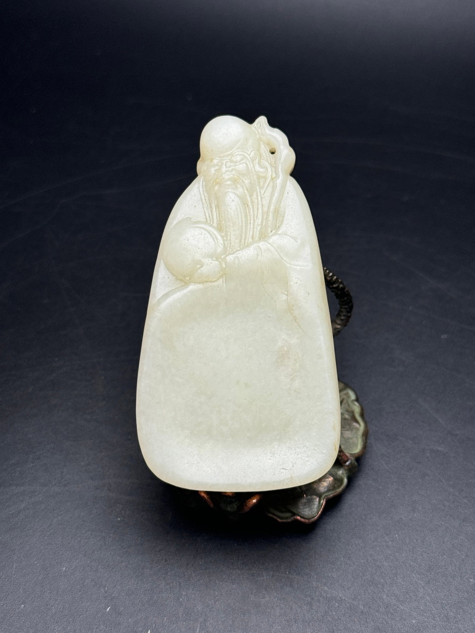 An Exquisite White Jade Figure Ornament: An Exquisite White Jade Figure Ornament,Qing Dynasty,China,Size:3.1inx1.7inx0.4in,Weight:55g 白玉人物摆件,中国清代