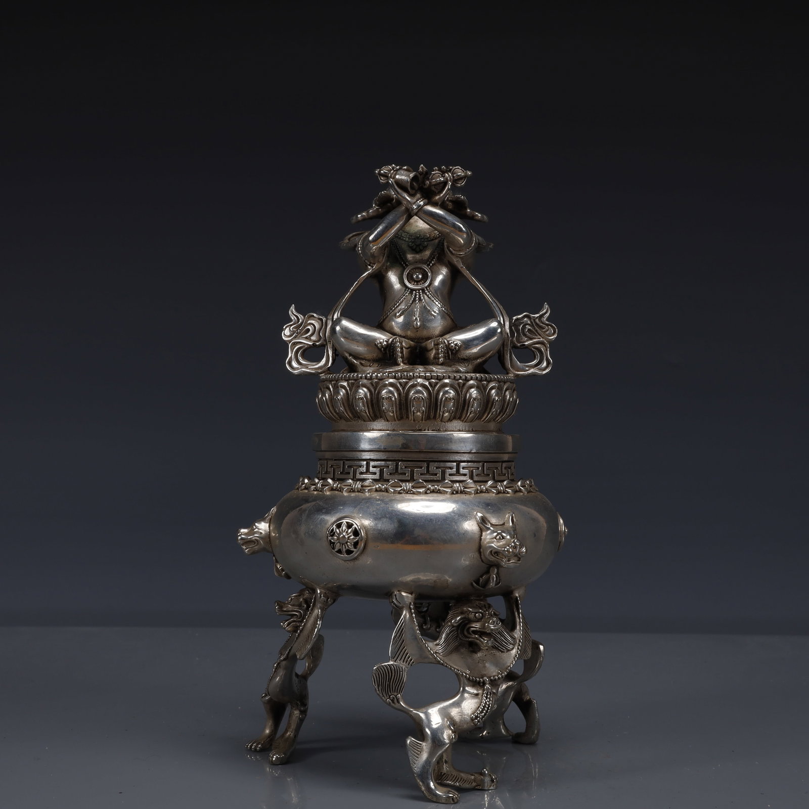 An Exquisite Silver-Plated Bronze Beast-Face Pattern Double-Ears and Tripod Censer: An Exquisite Silver-Plated Bronze Beast-Face Pattern Double-Ears and Tripod Censer,The Republic of China,Size:5.1inx5.1inx9.1in,Weight:1150g 铜镀银兽面纹双