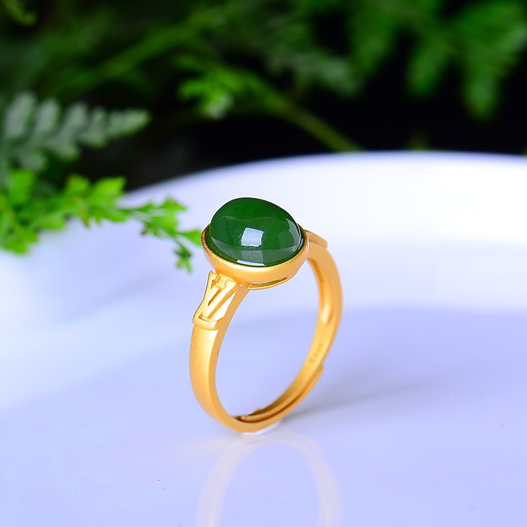 An Exquisite Sterling Silver-Gold Plated Inlaid Jasper Ring: An Exquisite Sterling Silver-Gold Plated Inlaid Jasper Ring,Size:0.3inx0.4in 纯银镀金镶碧玉戒指