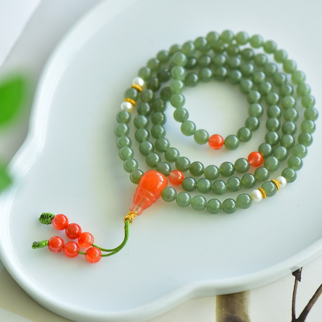 An Exquisite Greenish Jade Bracelets - 3