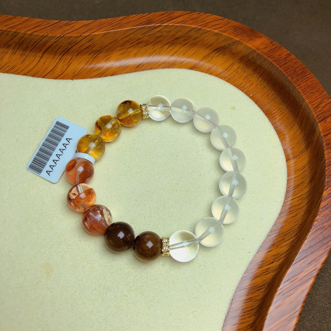 An Exquisite Crystal Bracelet: An Exquisite Crystal Bracelet,Size:0.4in,Weight:29.3g 水晶手串