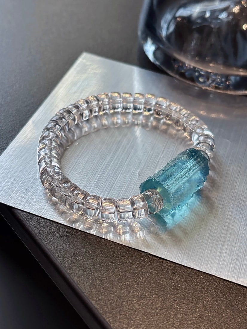 An Exquisite Aquamarine Bracelets - 2