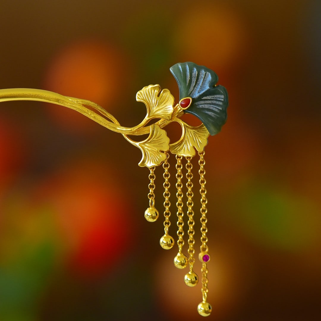 An Exquisite Sterling Silver-Gold Plated Inlaid Sapphire Hairpin: An Exquisite Sterling Silver-Gold Plated Inlaid Sapphire Hairpin,Size:0.4inx0.9in 纯银镀金镶青玉发簪