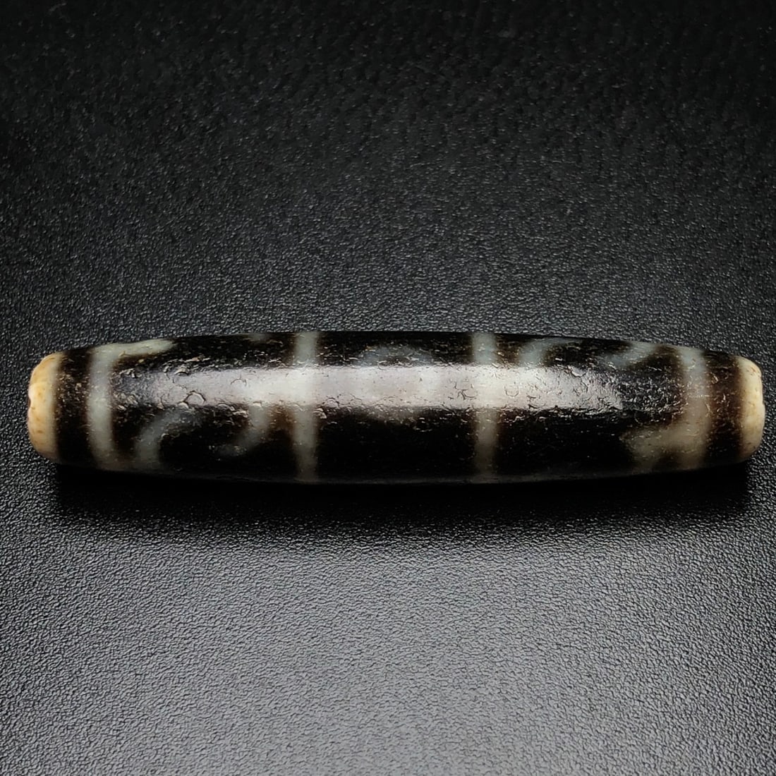 An Exquisite Dzi Bead Pendant - 2