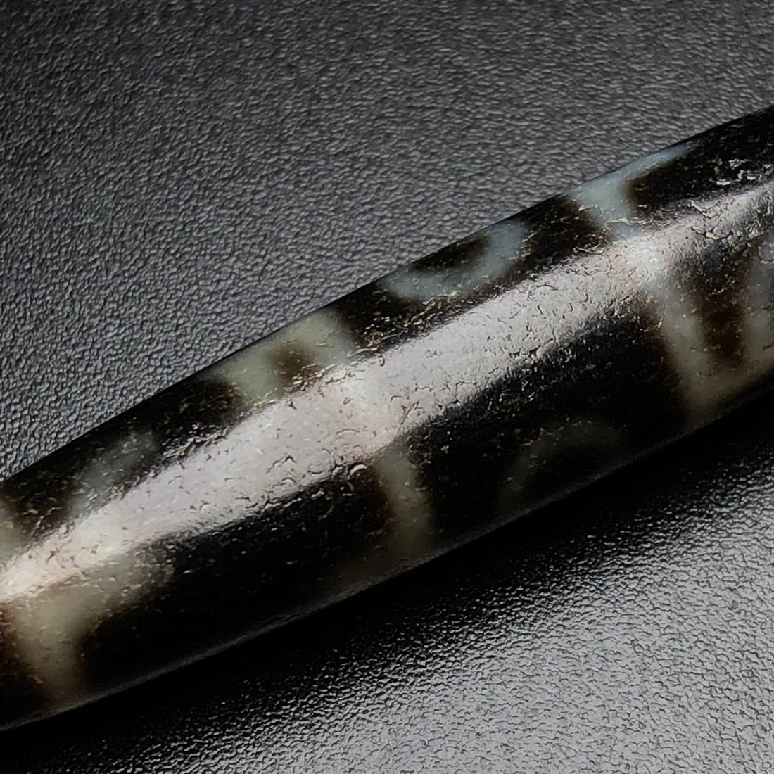 An Exquisite Dzi Bead Pendant - 7