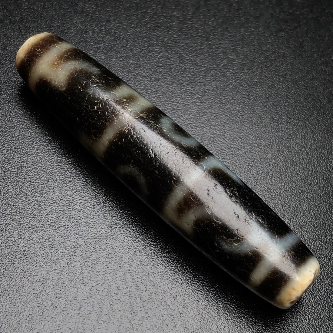 An Exquisite Dzi Bead Pendant - 8