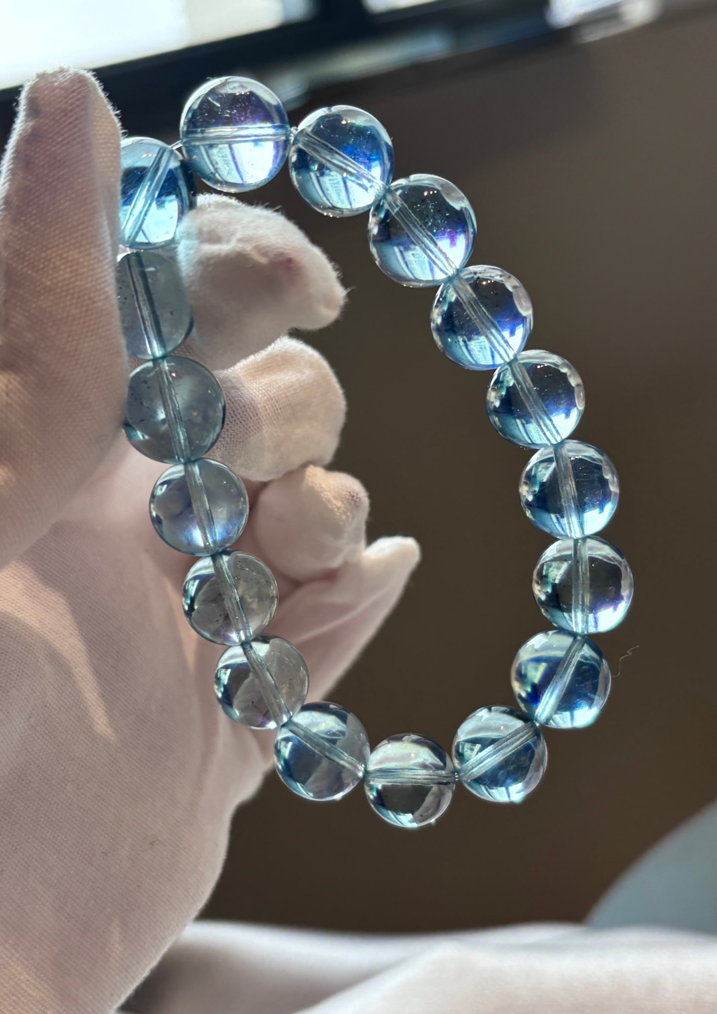 An Exquisite Aquamarine Bracelet: An Exquisite Aquamarine Bracelet,Size:0.5in,Weight:45.3g 海蓝宝手串