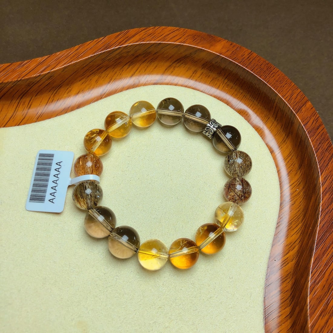 An Exquisite Crystal Bracelet: An Exquisite Crystal Bracelet,Size:0.4in,Weight:33.3g 水晶手串