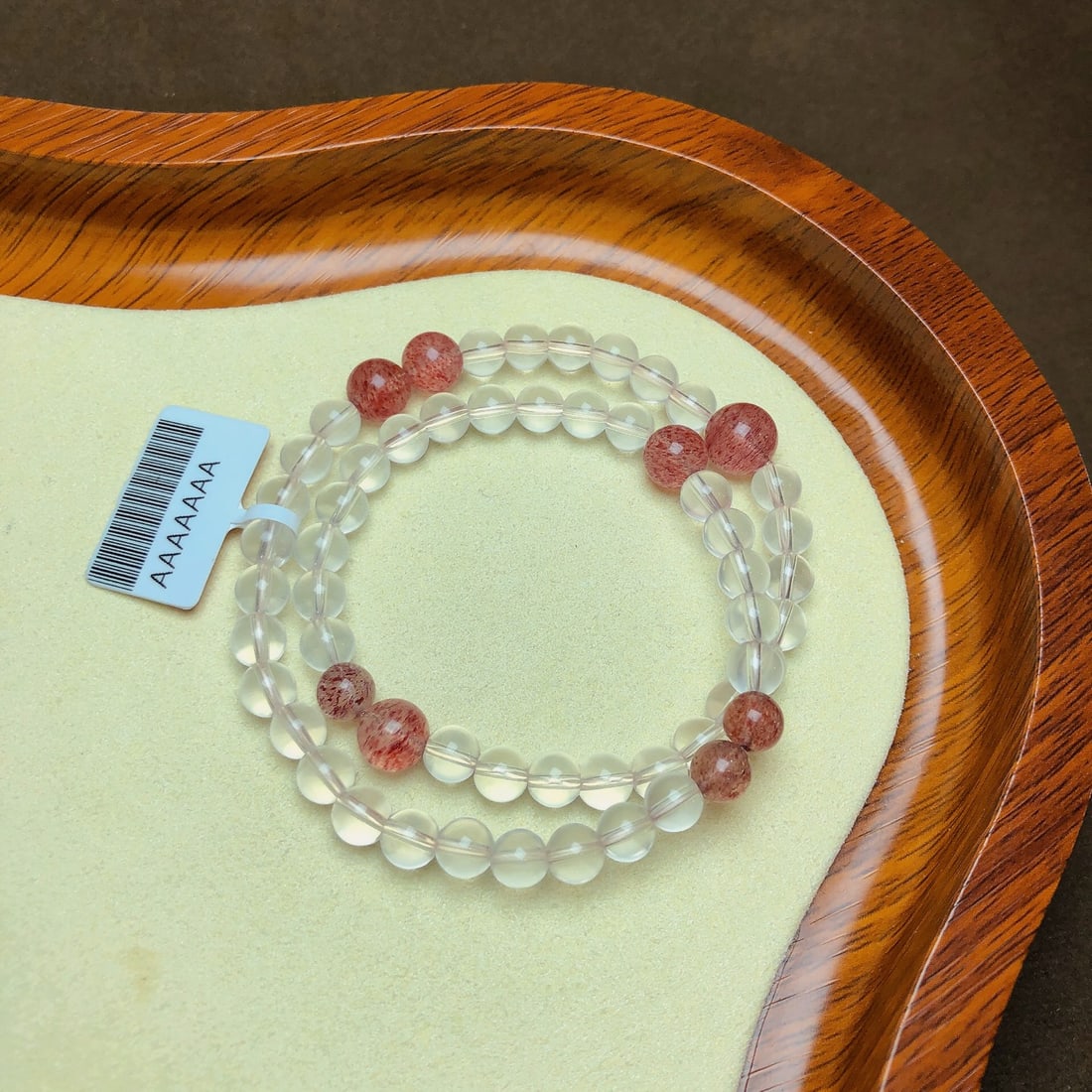 An Exquisite Crystal Bracelet: An Exquisite Crystal Bracelet,Size:0.2in,0.4in,Weight:22.3g 水晶手串