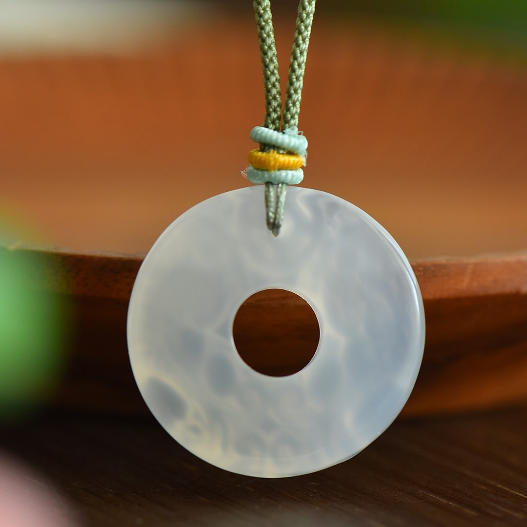 An Exquisite Jadeite Wealth-Attracting Creature Pattern Pendant - 4