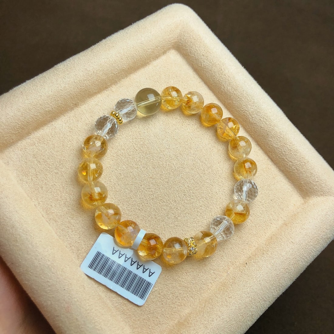 An Exquisite Crystal Bracelet: An Exquisite Crystal Bracelet,Size:0.4in,0.4in,Weight:21.5g 水晶手串