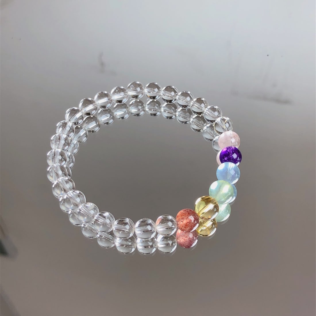 An Exquisite Crystal Bracelet - 2