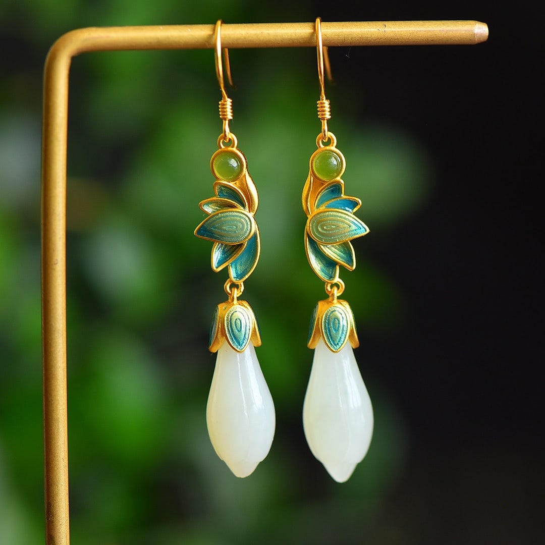 A Pair of Exquisite Sterling Silver-Gold Plated Inlaid White Jade Earrings,Inlaid Jaspers: A Pair of Exquisite Sterling Silver-Gold Plated Inlaid White Jade Earrings,Inlaid Jasper,Size:0.4inx0.8in 一对纯银镀金镶白玉耳环,î
