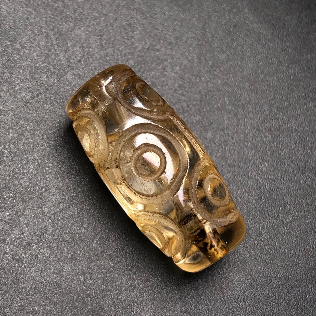 An Exquisite Citrine Pendant: An Exquisite Citrine Pendant,Size:1.1inx0.6in,Weight:8.8g 水晶挂件